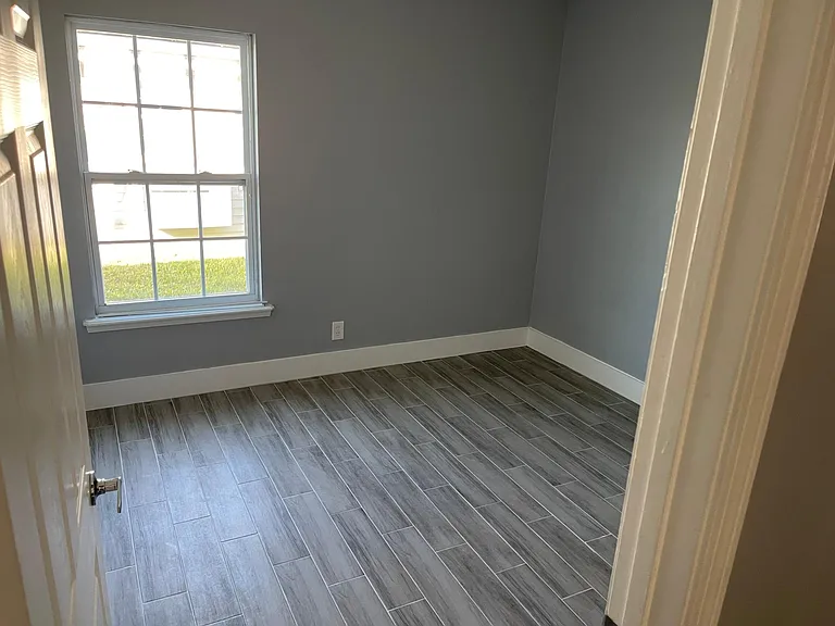 775 Hickory Lakes Dr E — Photo 14