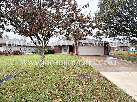 3rd image of 3008 View Ln
