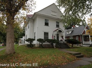 502 1/2 S Leebrick St, Burlington, IA 52601