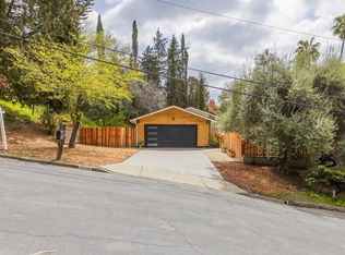 1099 Country Club Dr, Lafayette, CA 94549