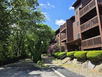 340 Sunderland Rd #14, Worcester, MA, 01604