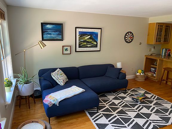 3rd image of 26G Lowell St