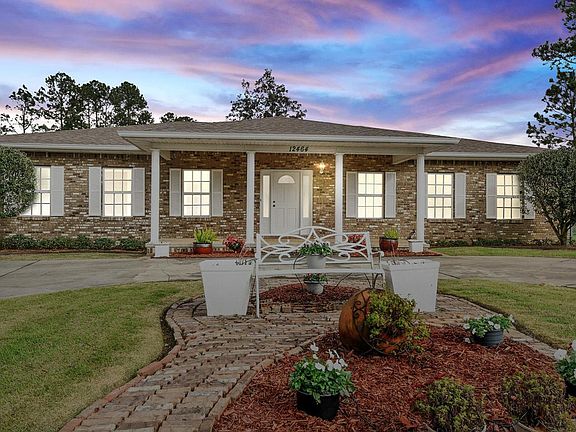 2nd image of 12464 Lakeview Ct N