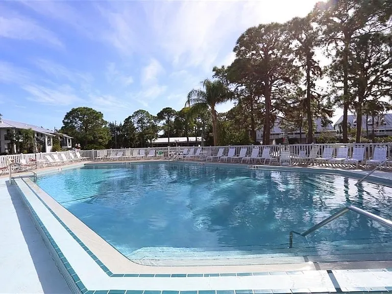 Looking for your daily dose of Vitamin D? __ Enjoy the spacious, heated pool here at Fiddler's Green. Plenty of room to swim, lounge, and enjoy the beautiful Englewood weather.