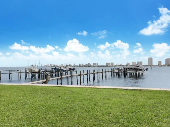 370 Wilma Cir APT 2, Riviera Beach, FL 33404