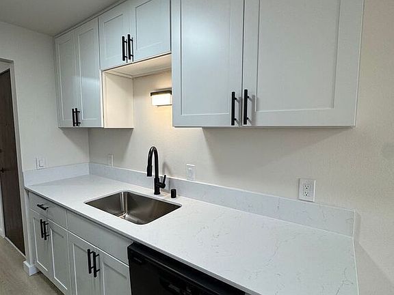 5th image of 10737 Greenwood Ave N APT 202