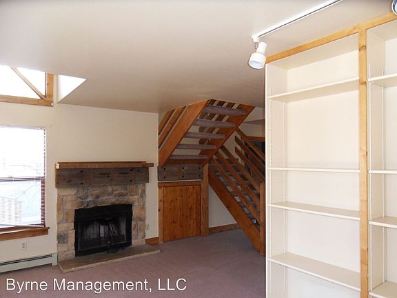 3rd image of 519 N Franklin St APT A