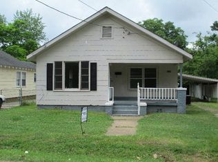 1919 Daniel St, Roanoke Rapids, NC 27870