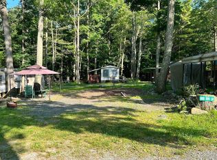 17 Cindy Ln, Hawley, PA 18428