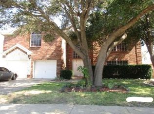 5272 W Cove Way, Grand Prairie, TX 75052