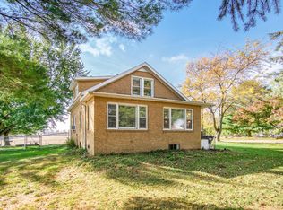 7850 Meadowbrook Rd, Benton Harbor, MI 49022