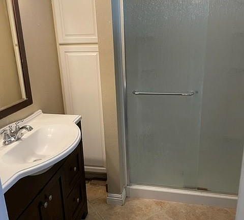 3rd image of 2421 W Woodward Ave