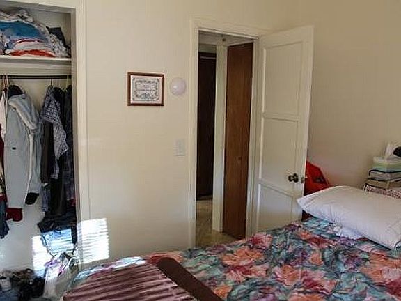 5th image of 662 Hill Ave