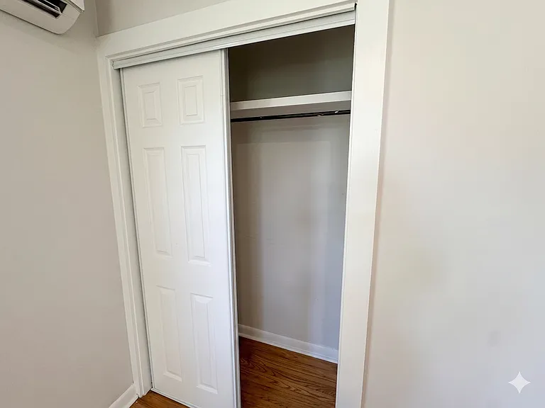 806 Bladen St — Photo 4