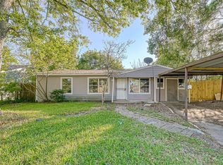 5102 Lyndhurst Dr, Houston, TX 77033