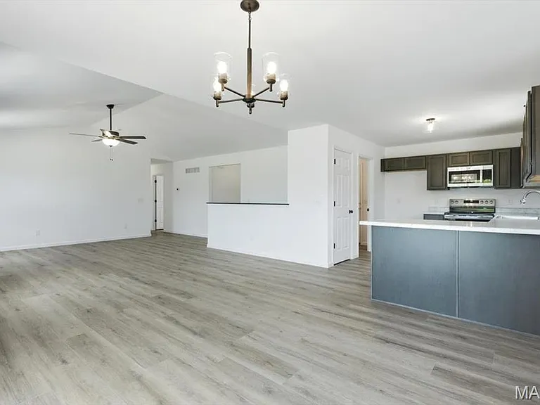 179 Rivers Edge Dr — Photo 14