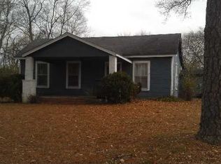 2202 Crescent Club Dr, Hixson, TN 37343