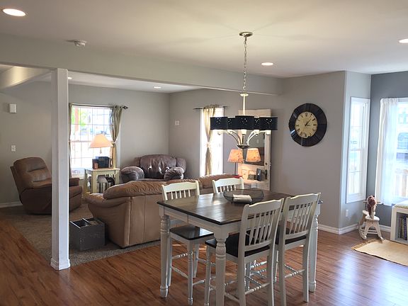 Dining & Living Main Floor