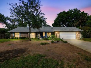 831 Freemans Farm Rd, Deland, FL 32720