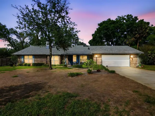 831 Freemans Farm Rd, Deland, FL 32720