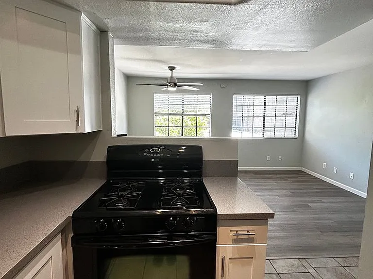 4205 Ohio St #205 — Photo 10