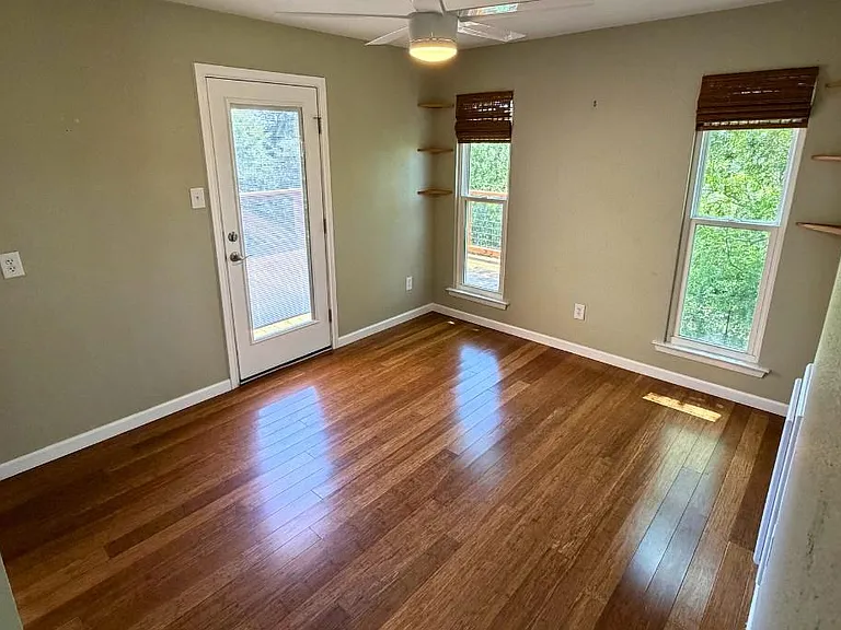 11207 Terrace Bluff Dr — Photo 22
