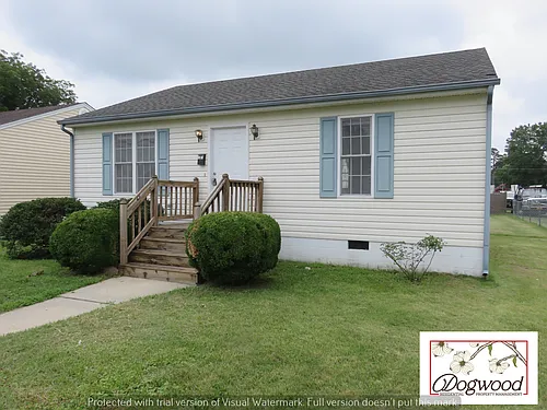 101 N Mapleleaf Ave Photo 1