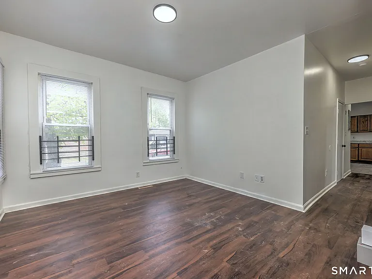 483 Ferry St #1 — Photo 13