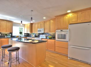 9871 Del Mar Dr, San Ramon, CA 94583