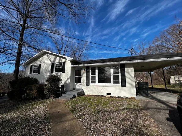 5002 Whispering Hills Ct, Nashville, TN 37211