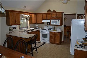4th image of 8294 Bradfords Gate