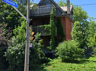 642 Dovercourt Rd #2, Toronto, ON M6H 2W6