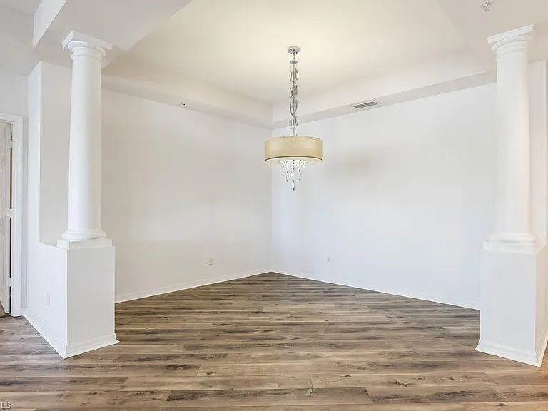 3610 Lansing Loop N #103 — Photo 9