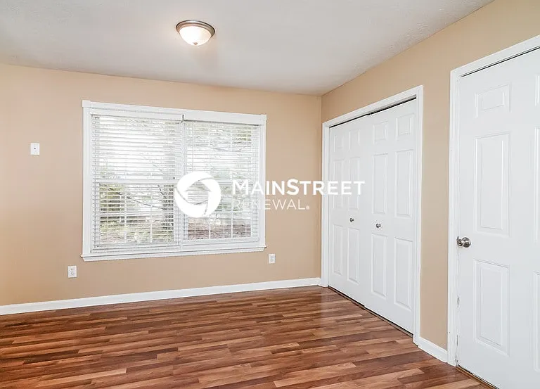 11400 Catalpa View Ct — Photo 13