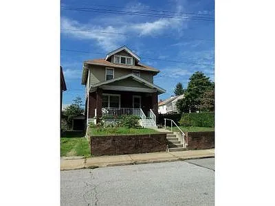 1812 Monroe St photo 1