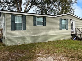 229 E River Rd, Wewahitchka, FL 32465
