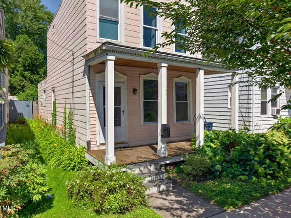 33 Grove Avenue, Albany, NY 12208