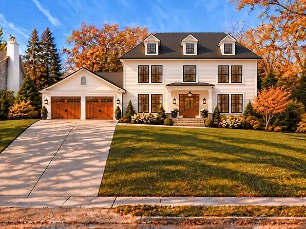4706 Sunnyside Rd, Edina, MN 55424