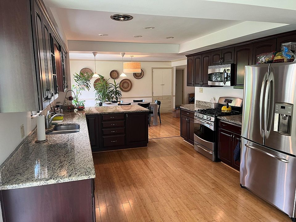 28175 Shaker Blvd, Pepper Pike, OH 44124 Zillow