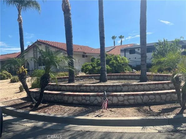 24180 Cruise Circle Dr, Canyon Lake, CA 92587