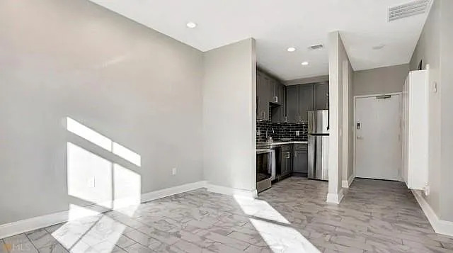1421 Peachtree St NE #103A — Photo 5
