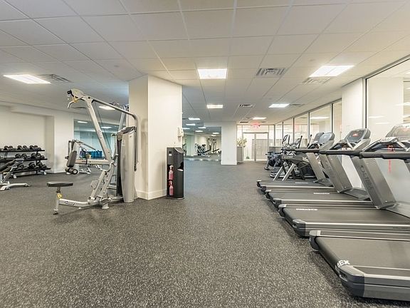 5th image of 9002 Queens Blvd APT 419
