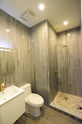 Rented by Miron Realty Group | media 73