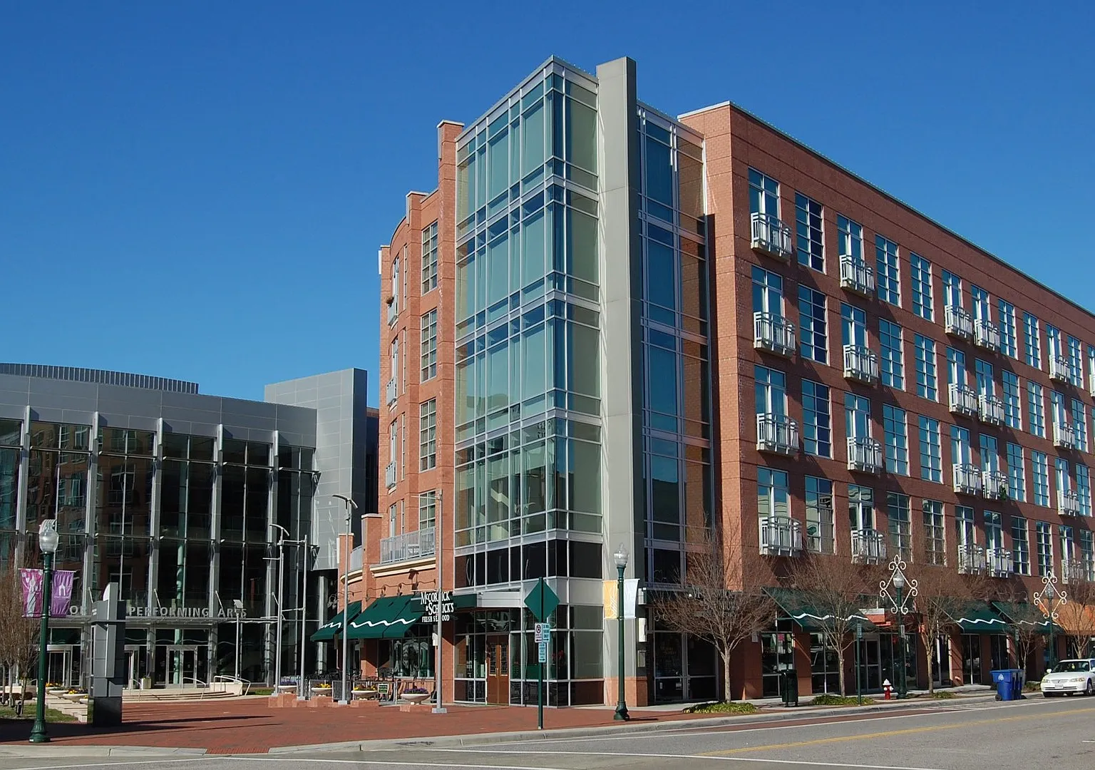 Furnished Loft Rental Unit in Town Square VA Beach — Photo 1