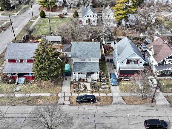 2nd image of 3209 Jeannette Ave