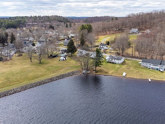 5th image of 64 Whitehall Rd