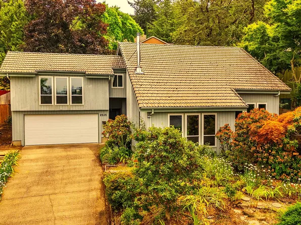 2505 Park Forest Dr, Eugene, OR 97405