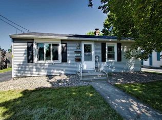744 Appleton Rd, Menasha, WI 54952