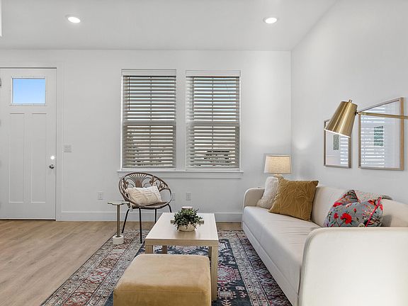3rd image of 1750 S Highland Park Ave