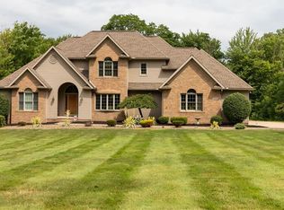 5626 Swanville Rd, Erie, PA 16506